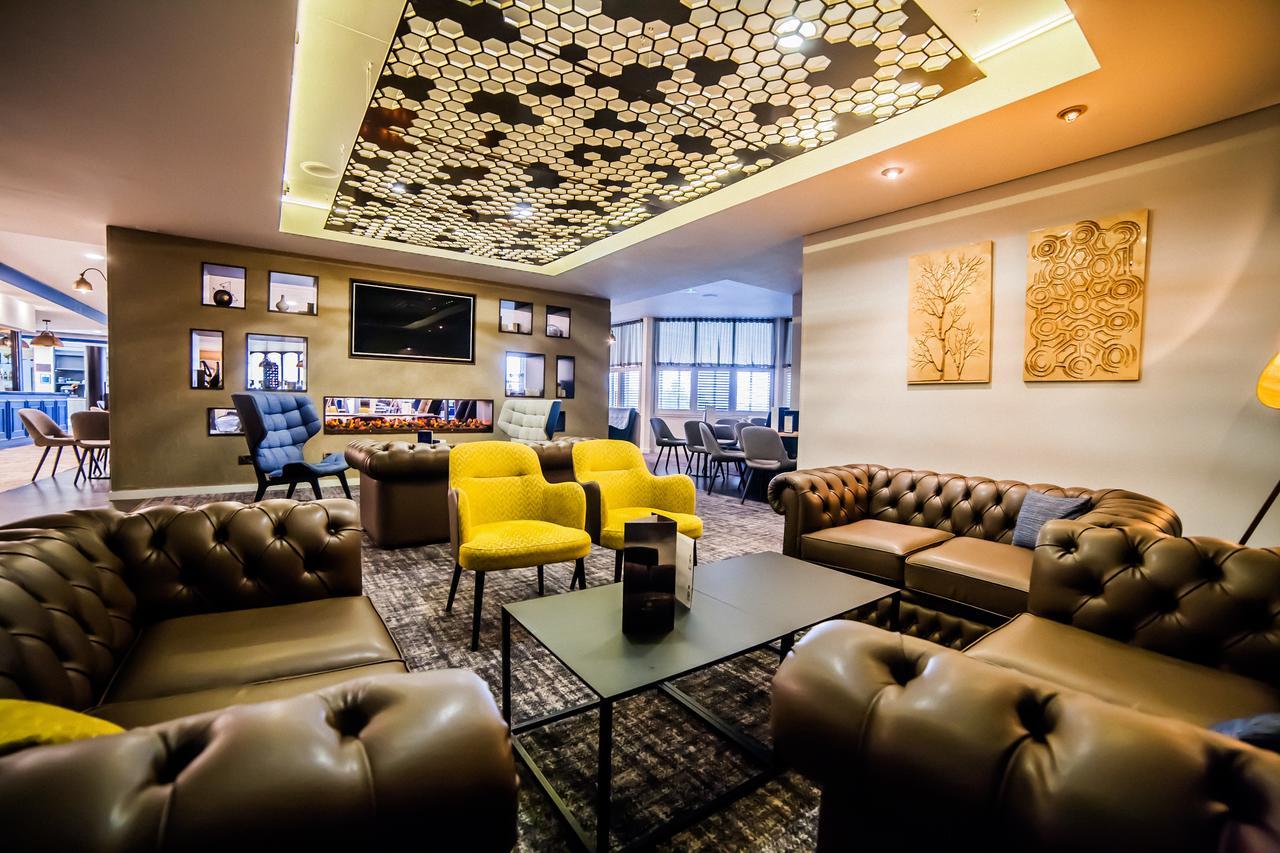 Swindon Blunsdon House Hotel, BW Premier Collection Экстерьер фото